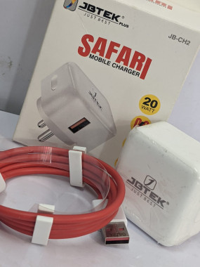 MOBILE CHARGER WITH CHARGING CABLE INSIDE