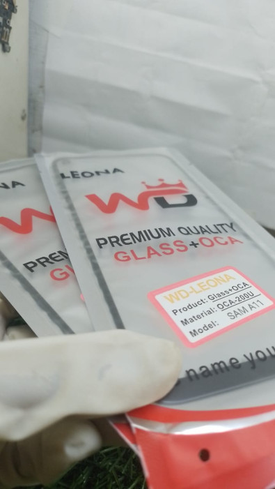 A 11 , M11 OCA GLASH