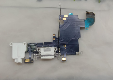 iphone  6s  charging  patta