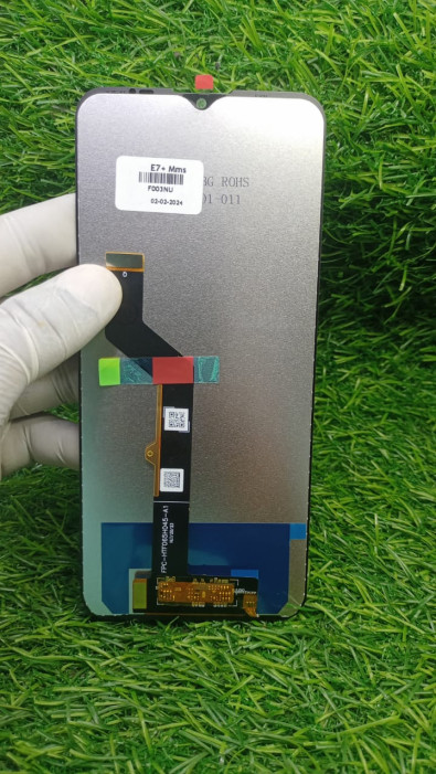 MOTO E 7 PLUS  DISPLAY