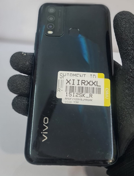 VIVO Y 30 (4/64GB)