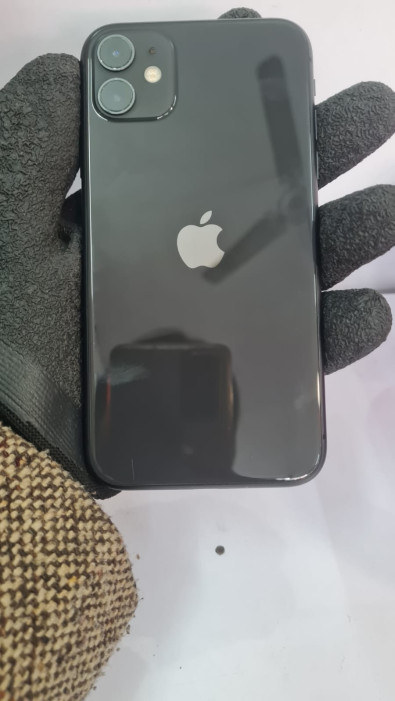 I PHONE 11