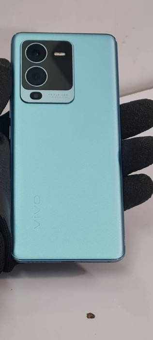 VIVO V25 PRO