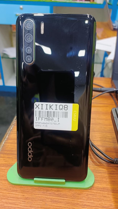 OPPO F15